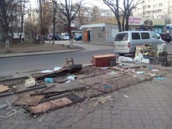 В Одессе демонтированы незаконные объекты торговли (фото)