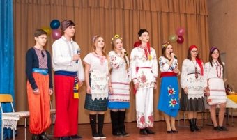 Очарование «Украинских вечерниц» в одесской школе (фото)
