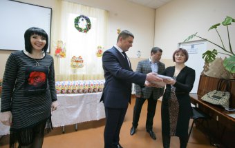 Воспитанники Одесской школы-интерната №7 получили «николайчики» от руководства ГФС (фото)