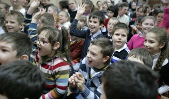 Воспитанники Одесской школы-интерната №7 получили «николайчики» от руководства ГФС (фото)