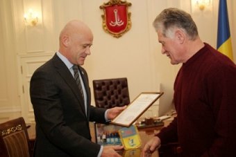 Мэр Одессы наградил спортсменов - призеров Европейских игр мастеров (фото)