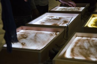 Рисунки на песке: благотворительный мастер-класс ко дню Святого Николая (фото)