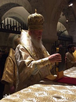 В день чудотворца Николая митрополит Агафангел совершил Божественную литургию на гробнице с мощами святителя в г. Бари (Италия)