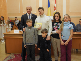 Геннадий Труханов: Мы живём ради будущего наших детей (фото)
