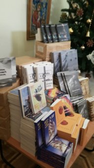 Всемирный клуб одесситов накануне Нового года сделал подарок сети одесских библиотек (фото)