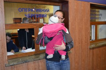 Одесским полицейским подкинули ребенка (фото)