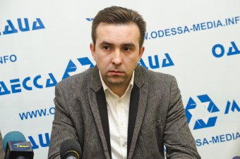 За брошенный в снегопад автомобиль придется платить штраф