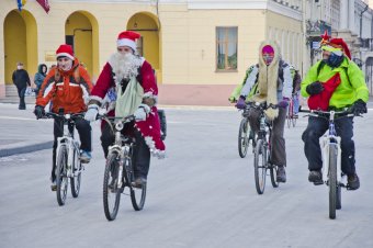 В Одессе прошел рождественский велопробег (фото)