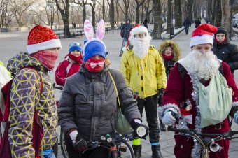 В Одессе прошел рождественский велопробег (фото)