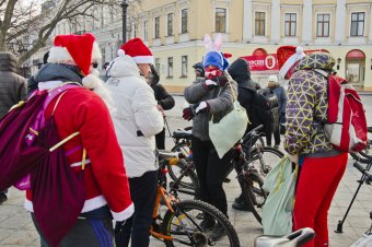 В Одессе прошел рождественский велопробег (фото)