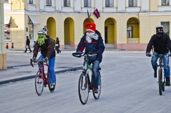 В Одессе прошел рождественский велопробег (фото)