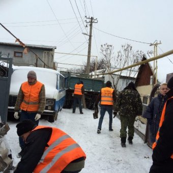 Городские власти помогают пострадавшим при пожаре одесситам