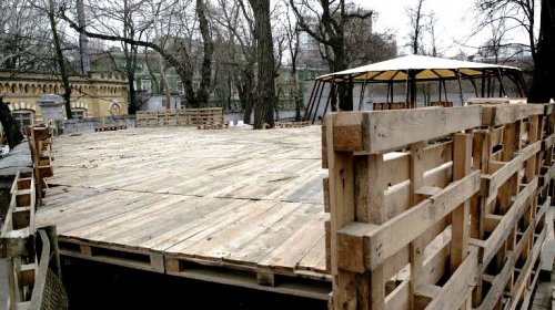 На Лидерсовском бульваре появились таинственные «курятники Маразли»
