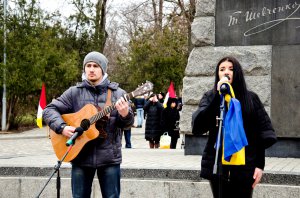 Одесситы почтили память героев Небесной сотни