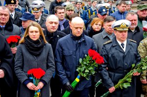Одесситы почтили память героев Небесной сотни