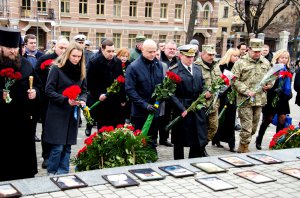Одесситы почтили память героев Небесной сотни