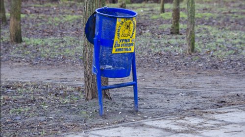 Суворовский район: коммунальщики убирают скверы и подъезды к городу