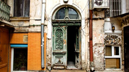 Odessit дарит женщинам котов: мартовская прогулка по городу (фоторепортаж)