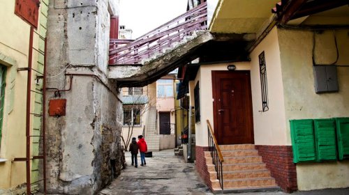 Odessit дарит женщинам котов: мартовская прогулка по городу (фоторепортаж)