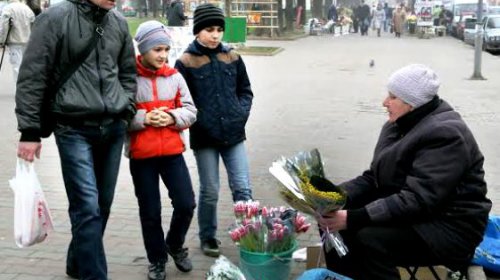 8 Марта: женщины, цветы, чувства и улыбки (фоторепортаж)