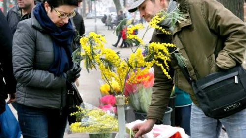8 Марта: женщины, цветы, чувства и улыбки (фоторепортаж)