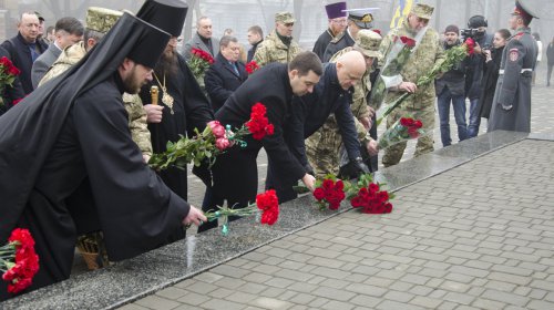 В Одессе отмечают 202-летие со дня рождения Тараса Шевченко
