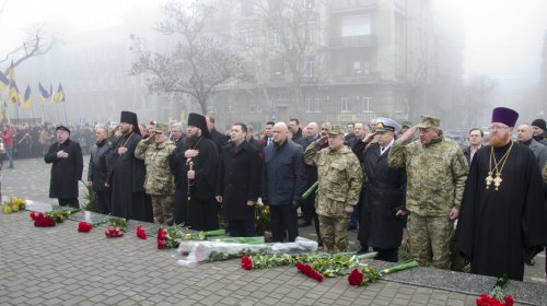 В Одессе отмечают 202-летие со дня рождения Тараса Шевченко