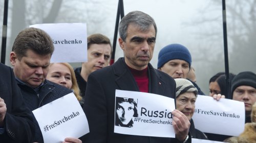 «Свободу Надежде»: одесситы потребовали освободить украинскую летчицу