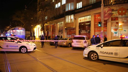 Неизвестные расстреляли инкассаторов возле Привоза, двое погибших