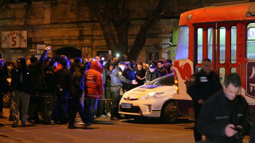 Неизвестные расстреляли инкассаторов возле Привоза, двое погибших