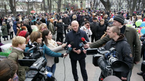 В Горсаду развернулись Масленичные гуляния