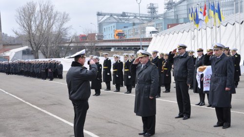 Военные корабли доставили в Одессу турецкие мобильные госпитали