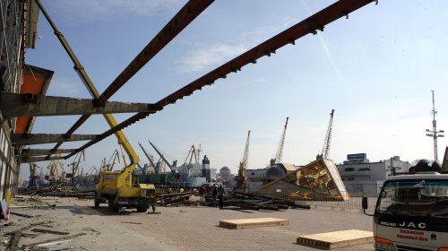 Одесский морвокзал лишился знаменитых зеркальных окон