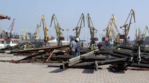 Одесский морвокзал лишился знаменитых зеркальных окон