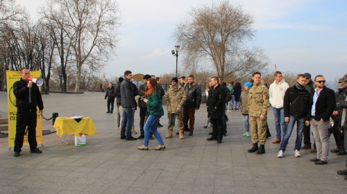 В центре Одессы молились за Савченко