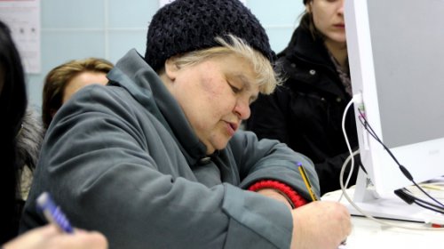 Переселенцам в «Куяльнике» отключили свет: люди пришли в ОГА