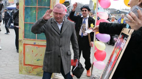Одесские клоуны измерили у гостей города «градус юмора»