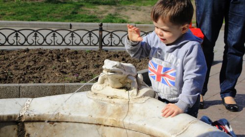В Одессе забили фонтаны (фоторепортаж)
