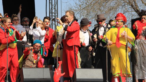 Клоуны со всего мира прошлись парадом по центру Одессы (фоторепортаж)