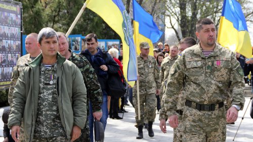 На Аллее Славы провели молебен по погибшим войнам АТО