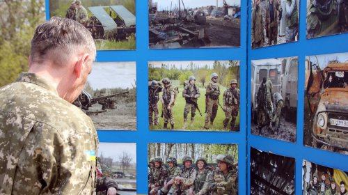 На Аллее Славы провели молебен по погибшим войнам АТО