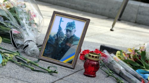 На Аллее Славы провели молебен по погибшим войнам АТО