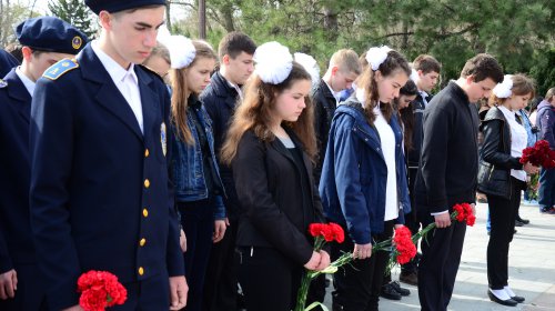 Одесские школьники заступили на Почетную Вахту Памяти