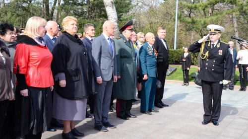 Одесские школьники заступили на Почетную Вахту Памяти