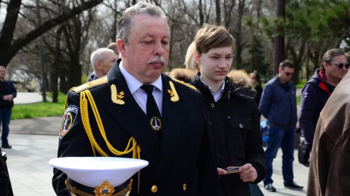 Одесские школьники заступили на Почетную Вахту Памяти