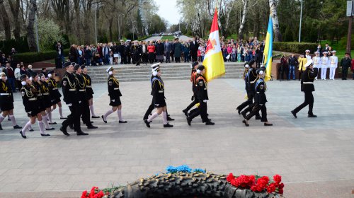 Одесские школьники заступили на Почетную Вахту Памяти