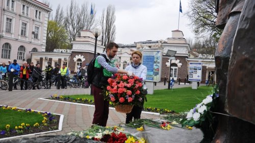 Велосипедистам устроили экскурсию по территории Одесского порта