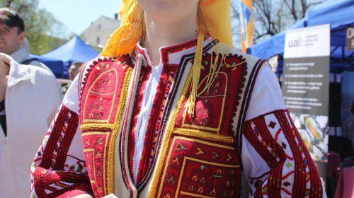 Одесский туристический фестиваль: лотереи, танцы и огромный торт (фоторепортаж)