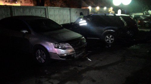 Водитель Opel протаранил три автомобиля и сбежал
