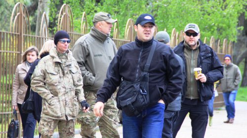 Судьба Дома профсоюзов: под зданием суда пикет и активисты «Самообороны Одессы»